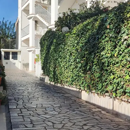 Apartment Casa Vivi *