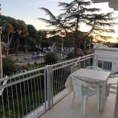Casa Vivi * מנפרדוניה